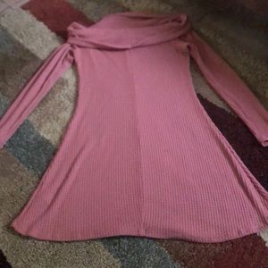 Rose long sleeve dress with turtleneck.